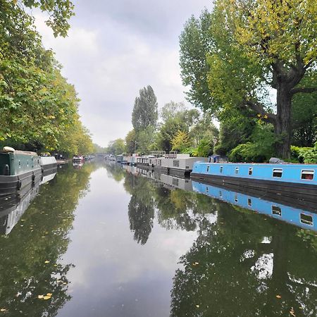 Lovely Canal Boat In Little Venice For Family & Friends Londen Buitenkant foto